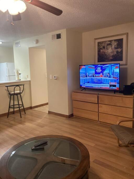 Lakeview Condo In Gated Community Tampa Buitenkant foto